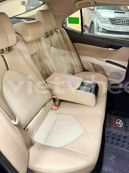 Big with watermark toyota camry ho chi minh 8 46281