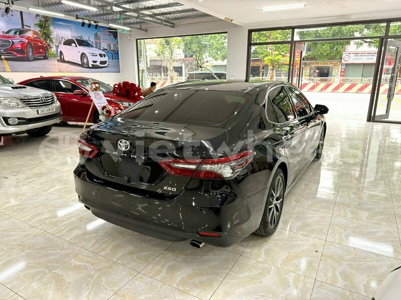 Big with watermark toyota camry ho chi minh 8 46281