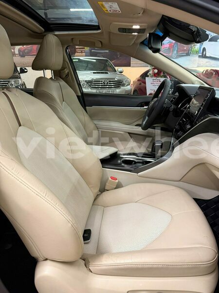 Big with watermark toyota camry ho chi minh 8 46281