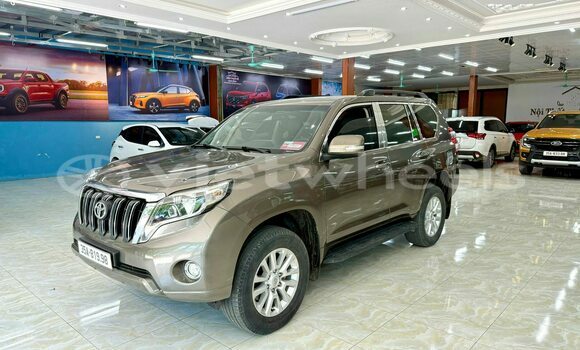 Mua Đã sử dụng Toyota Land Cruiser Prado Xe ô tô Mua Đã sử dụng Toyota Land Cruiser Prado Xe ô tô