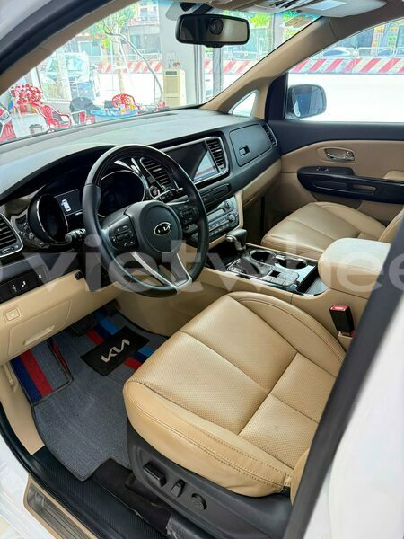 Big with watermark kia sedona hue a luoi 2 46285