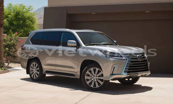 Mua Nhập khẩu Lexus LX570 Xe ô tô Mua Nhập khẩu Lexus LX570 Xe ô tô