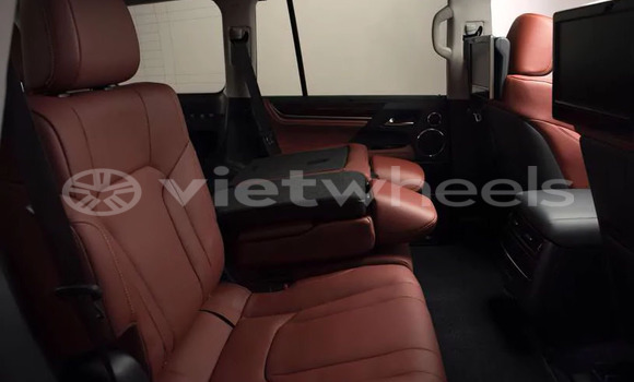 Mua Nhập khẩu Lexus LX570 Xe ô tô Mua Nhập khẩu Lexus LX570 Xe ô tô