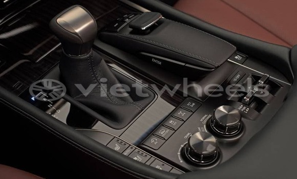 Mua Nhập khẩu Lexus LX570 Xe ô tô Mua Nhập khẩu Lexus LX570 Xe ô tô