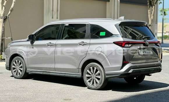 Buy Used Toyota VELOZ Car Buy Used Toyota VELOZ Car