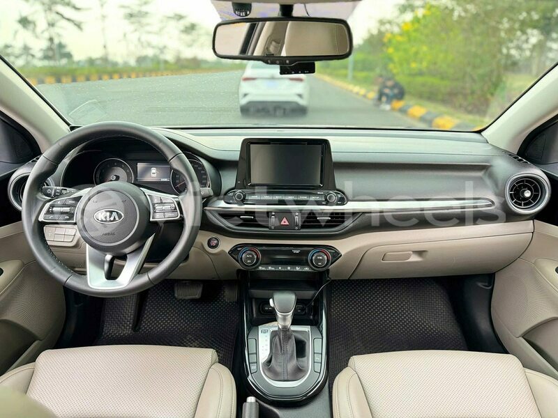 Big with watermark kia cerato can tho an binh 46321