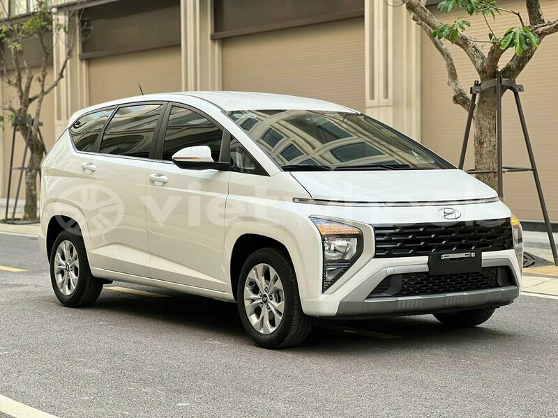 Big with watermark hyundai stargazer ho chi minh 12 46324