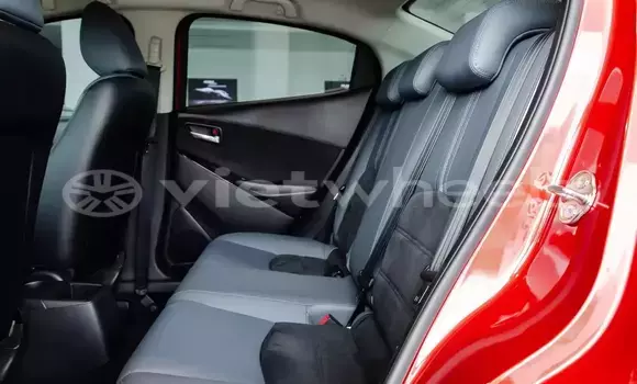 Mua Nhập khẩu Mazda 2 Xe ô tô Mua Nhập khẩu Mazda 2 Xe ô tô