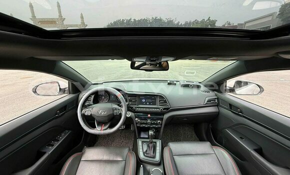 Buy Used Hyundai Elantra Car Buy Used Hyundai Elantra Car
