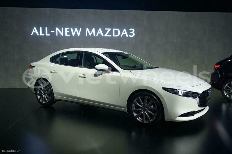 Big with watermark mazda 3 deluxe hanoi saigon 46344