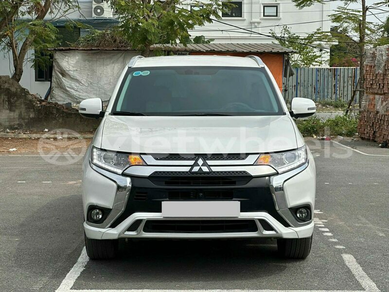 Big with watermark mitsubishi outlander lam dong 2 bao loc 46346