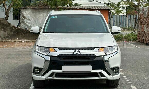 Mua Đã sử dụng Mitsubishi Outlander Xe ô tô Mua Đã sử dụng Mitsubishi Outlander Xe ô tô