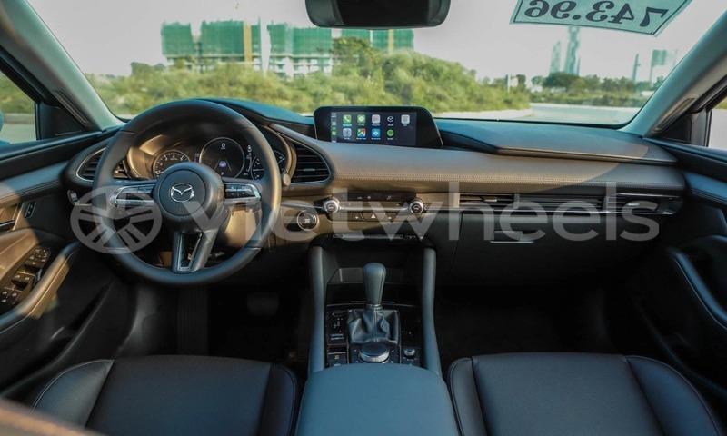 Big with watermark mazda 3 luxury hanoi saigon 46348
