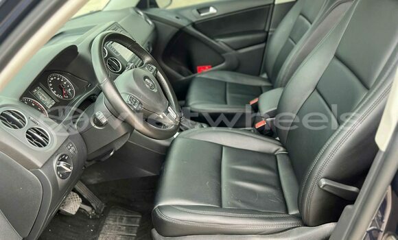 Buy Used Volkwagen TIGUAN Car Buy Used Volkwagen TIGUAN Car