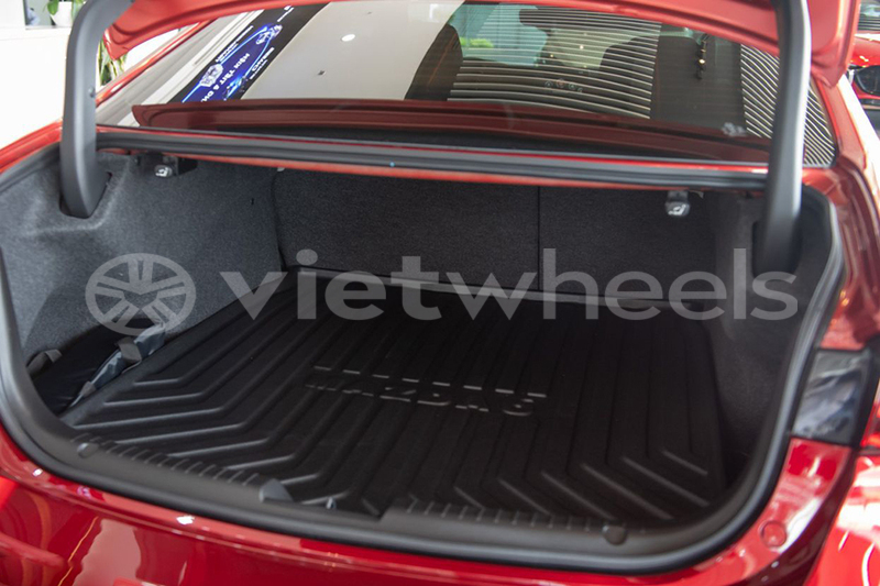 Big with watermark mazda 6 hanoi saigon 46361