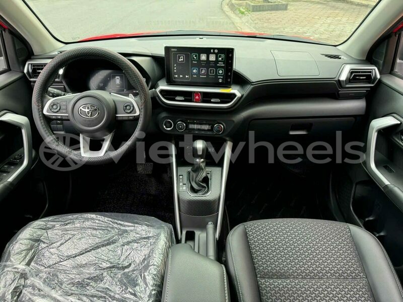 Big with watermark toyota raize ho chi minh 12 46372