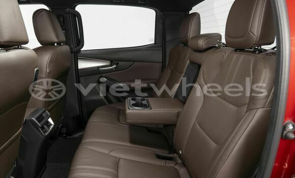 Mua Nhập khẩu Mazda BT-50 Xe ô tô Mua Nhập khẩu Mazda BT-50 Xe ô tô
