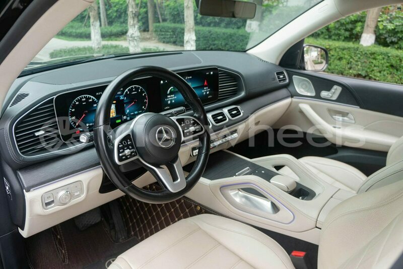 Big with watermark mercedes benz gla hue a luoi 1 46381