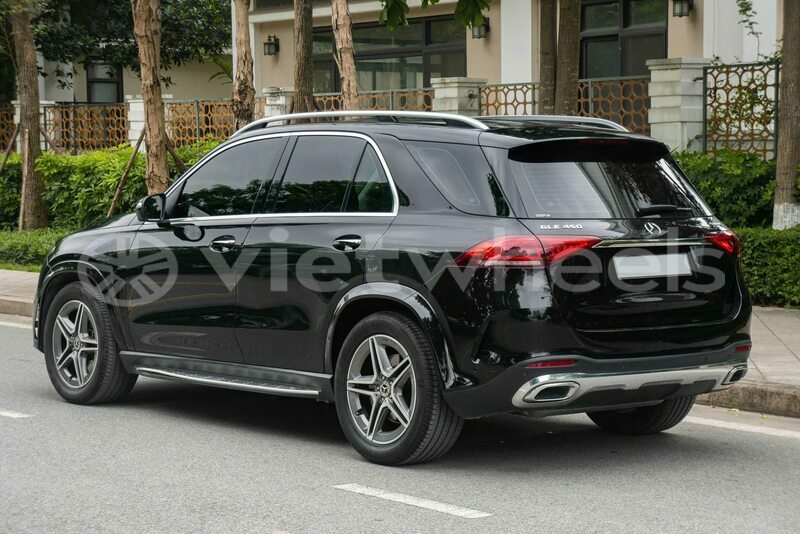 Big with watermark mercedes benz gla hue a luoi 1 46381