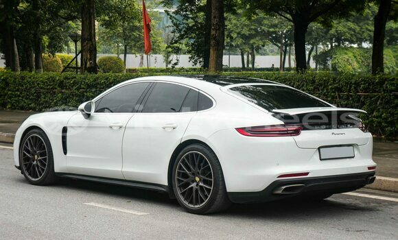Mua Đã sử dụng Porsche Panamera Xe ô tô Mua Đã sử dụng Porsche Panamera Xe ô tô