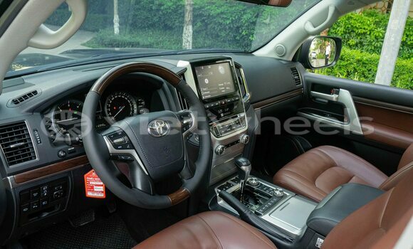 Mua Đã sử dụng Toyota Land Cruiser Xe ô tô Mua Đã sử dụng Toyota Land Cruiser Xe ô tô