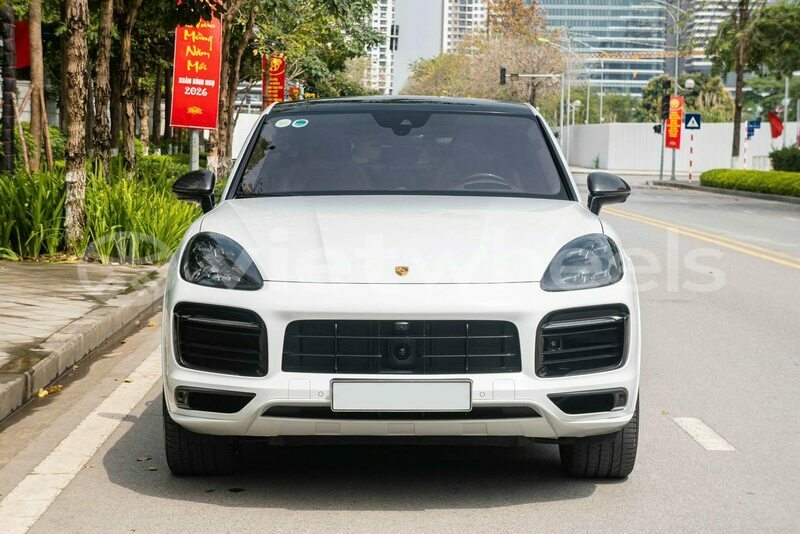 Big with watermark porsche cayene hue a luoi 5 46394