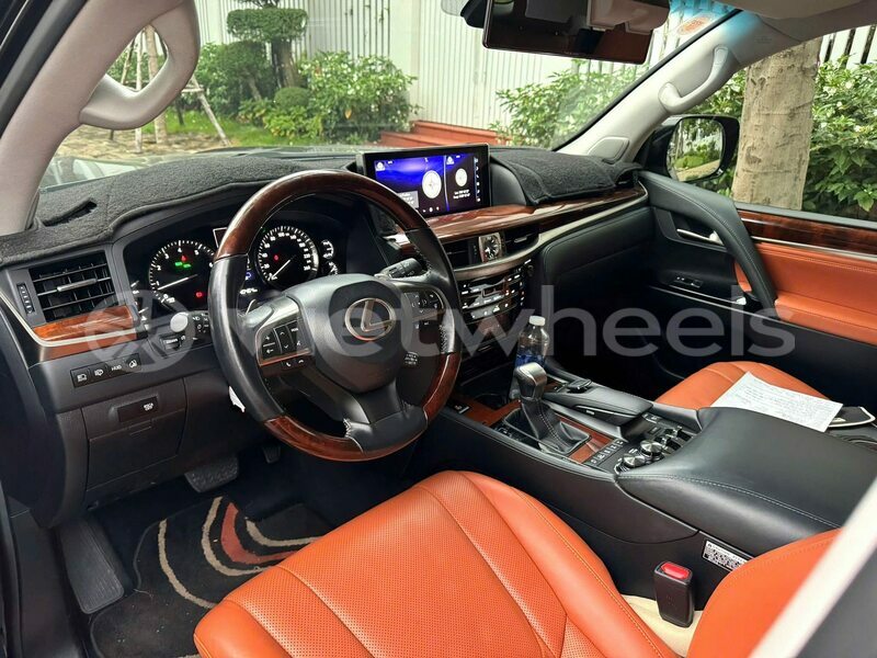 Big with watermark lexus lx570 hue a luoi 2 46396