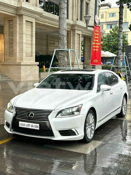 Big with watermark lexus ls serires hue a luoi 2 46401