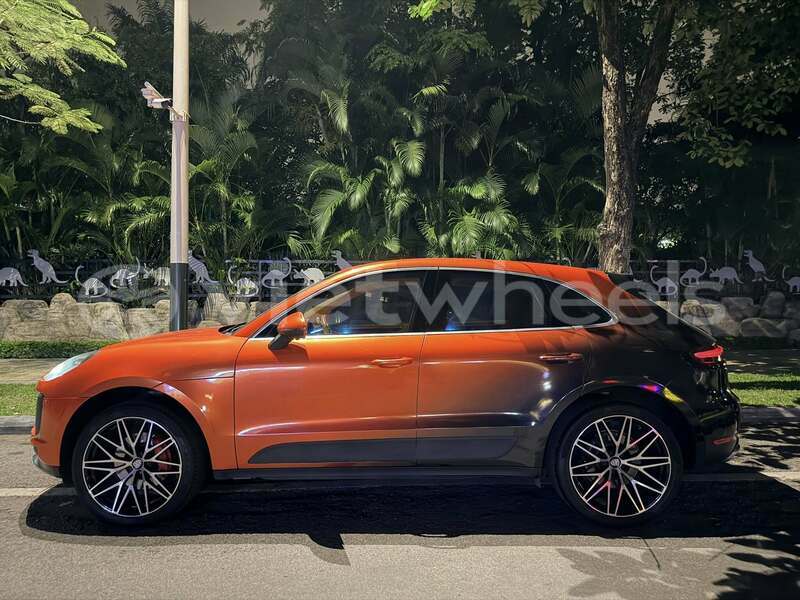 Big with watermark porsche macan hue a luoi 2 46406