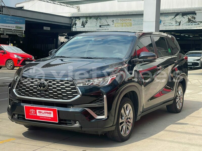 Big with watermark toyota innova cross hue a luoi 4 46414