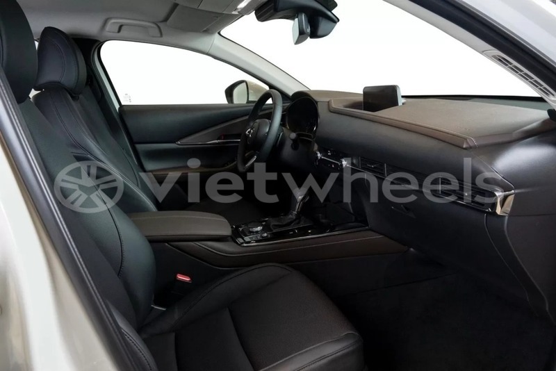 Big with watermark mazda cx 30 hanoi saigon 46441