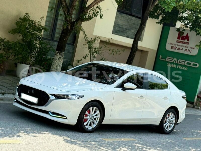 Big with watermark mazda 3 hue a luoi 1 46444