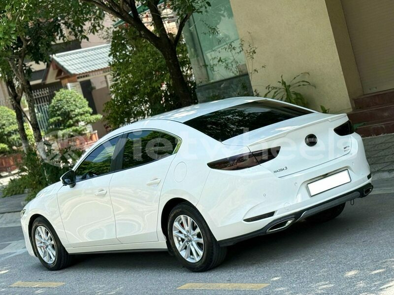Big with watermark mazda 3 hue a luoi 1 46444