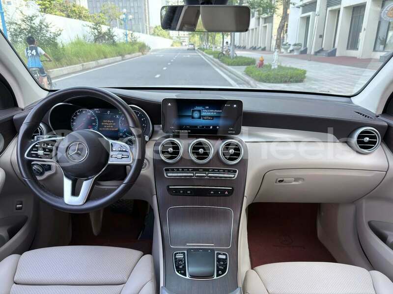 Big with watermark mercedes benz glc ho chi minh 8 46445