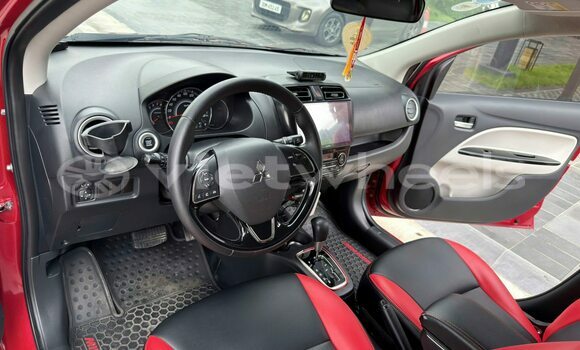 Mua Đã sử dụng Mitsubishi Mirage Xe ô tô Mua Đã sử dụng Mitsubishi Mirage Xe ô tô