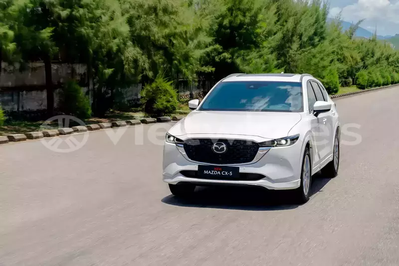 Big with watermark mazda cx 5 hanoi saigon 46450