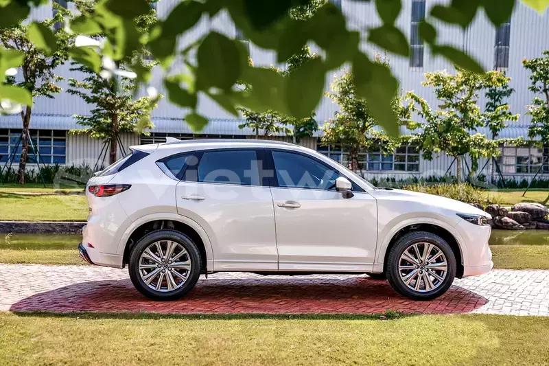 Big with watermark mazda cx 5 hanoi saigon 46450