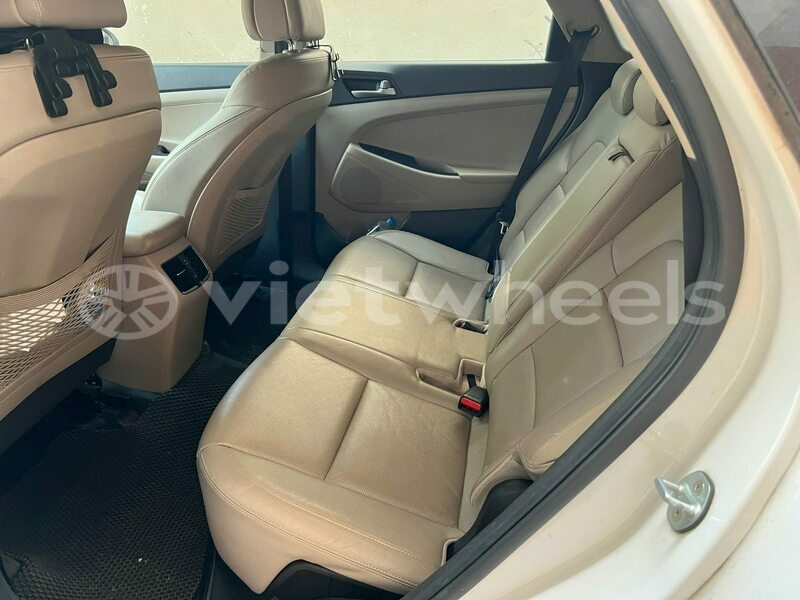 Big with watermark hyundai tucson ho chi minh 12 46455