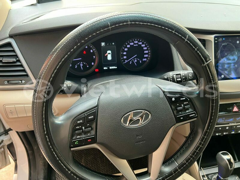 Big with watermark hyundai tucson ho chi minh 12 46455