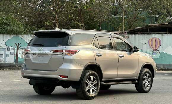 Mua Đã sử dụng Toyota Fortuner Xe ô tô Mua Đã sử dụng Toyota Fortuner Xe ô tô