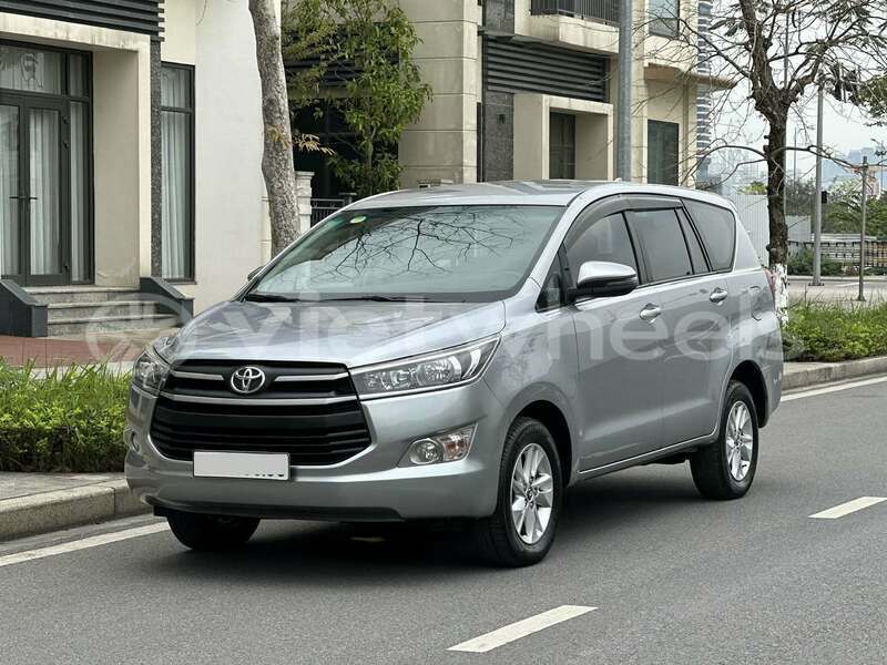 Big with watermark toyota innova hue an cuu 46478