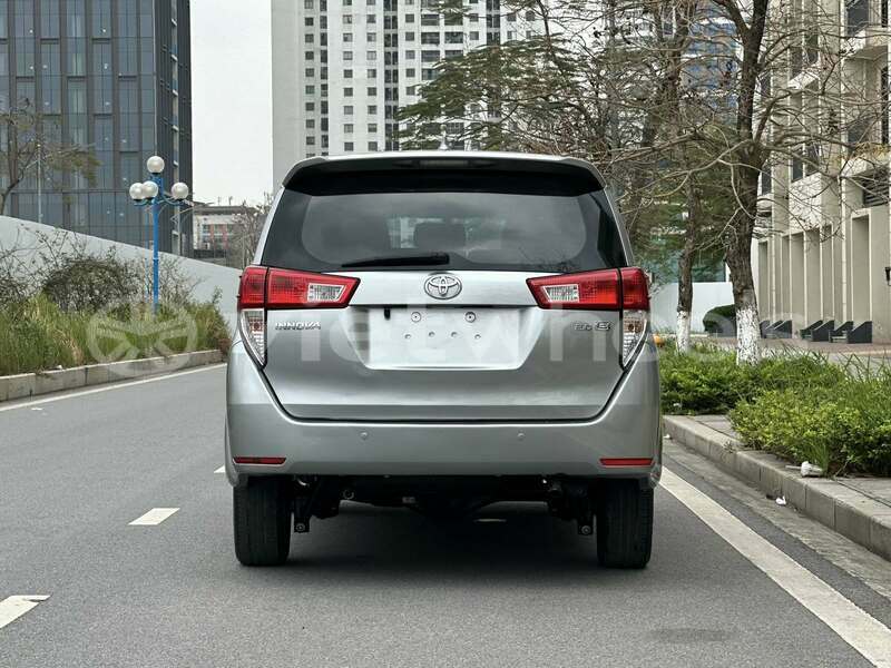 Big with watermark toyota innova hue an cuu 46478