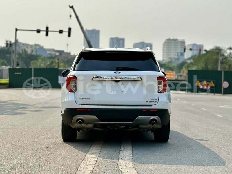 Big with watermark ford explorer can tho an binh 46481