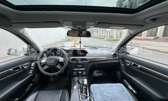 Mua Đã sử dụng Mercedes-benz C-class Xe ô tô Mua Đã sử dụng Mercedes-benz C-class Xe ô tô