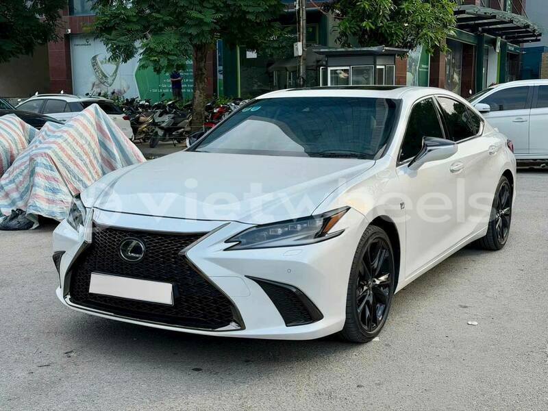 Big with watermark lexus es hung yen a sao 46490