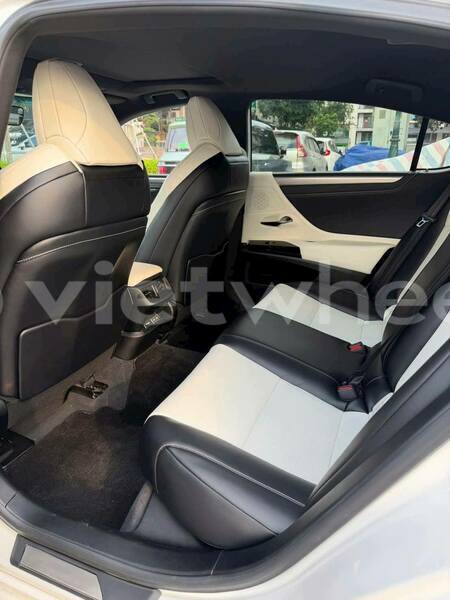 Big with watermark lexus es an giang an chau 46495