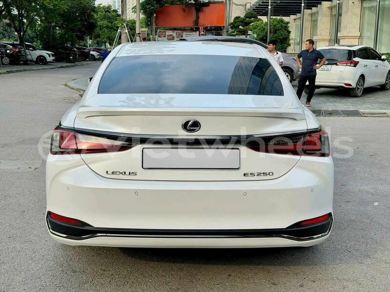 Big with watermark lexus es an giang an chau 46495
