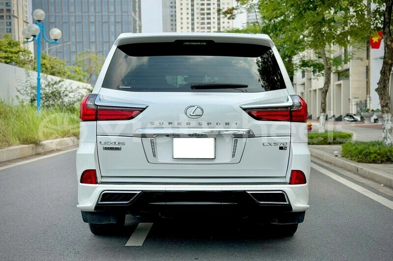 Big with watermark lexus lx570 lao cai a mu sung 46496
