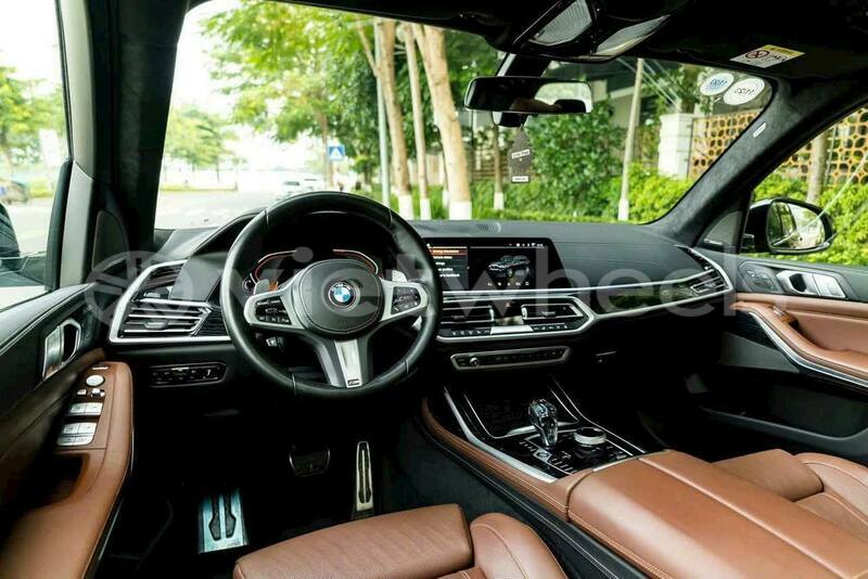 Big with watermark bmw x7 hue an cuu 46499