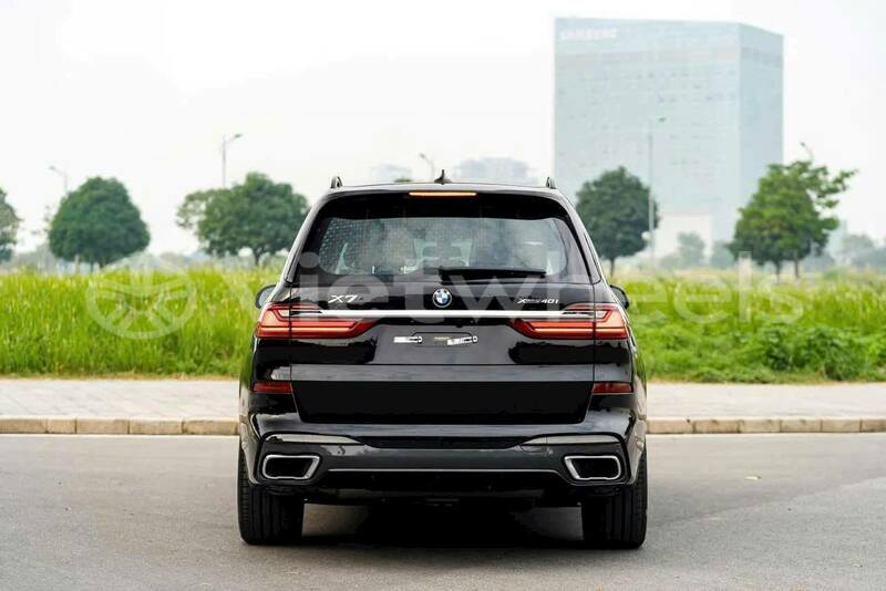 Big with watermark bmw x7 hue an cuu 46499